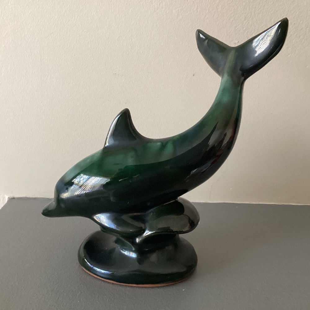 VINTAGE BLUE MOUNTAIN POTTERY DOLPHIN FIGURINE